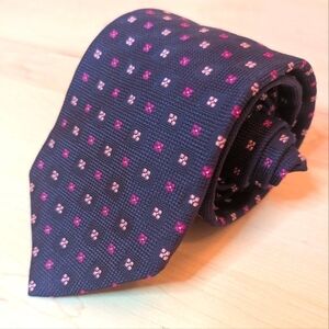 KLAUSS BOEHLER Elegant Blue and Pink Silk Tie with Geometric Pattern